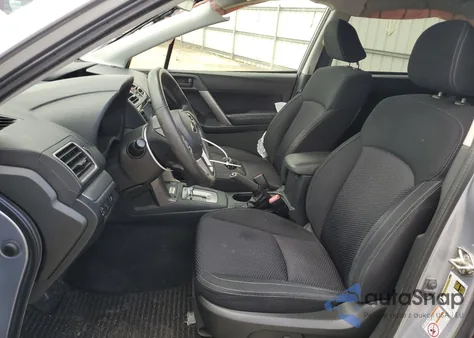 2017 Subaru Forester 2.5I Premium z USA, uszkodzony, nr VIN JF2SJAGC6HH570031